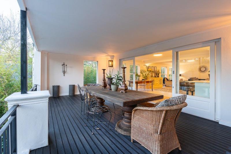 5 Bedroom Property for Sale in Constantia Western Cape